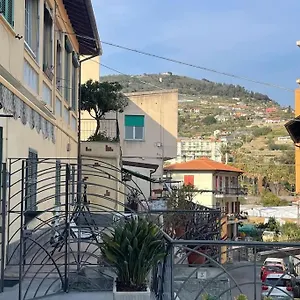 Casa Visconti, Bordighera, Vista Mare Appartement Bordighera
